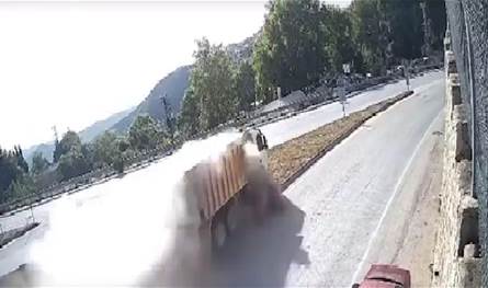 بالفيديو... عطل في الفرامل يتسبب بكارثة في تركيا