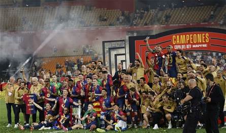 برشلونة يهزم ريال مدريد ويتوج بكأس إسبانيا (فيديو)