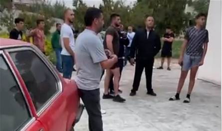 على متن سيارات مجهولة... هذا ما فعله أشخاص في معمل في زغرتا (فيديو)