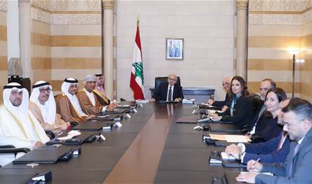سلام أمام سفراء دول مجلس التعاون الخليجي: لبنان عاد الى العرب واللبنانيون تواقون لعودة العرب اليهم