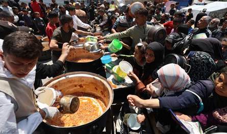 سكان غزة يريدون المغادرة.. استطلاع للرأي يظهر توجه اهالي القطاع