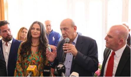 أسعد زغيب يُعلن دعم الكتلة الشعبية للائحة &quot;زحلة رؤية وقرار&quot;