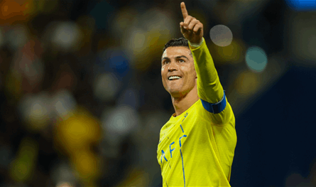 رونالدو يطالب النصر بضم نجم ليفربول