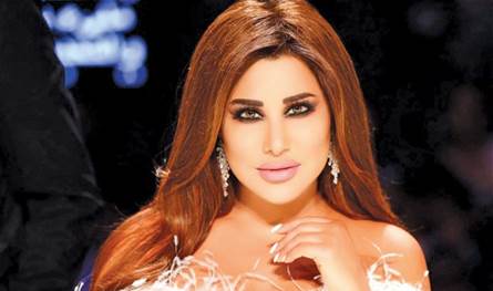 بالفيديو نجوى كرم تُشيد بترامب... إليكم ما قالته عنه