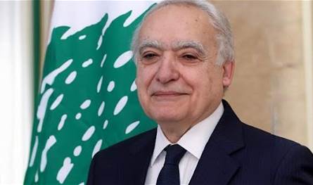 سلامة: العزاء لإخوتنا في الجزائر بمحمد الأخضر حامينا