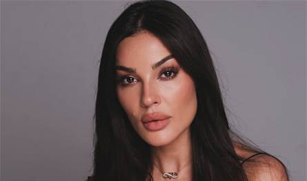 من دون استخدام فلتر.. نادين نسيب نجيم تستعرض جمالها وتردّ على منتقديها (صور)