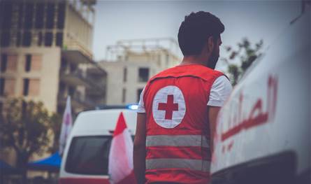 لمناسبة الحملة العالمية لمواجهة موجات الحر.. الصليب الأحمر نظّم أنشطة متنوعة وإنارة صخرة الروشة