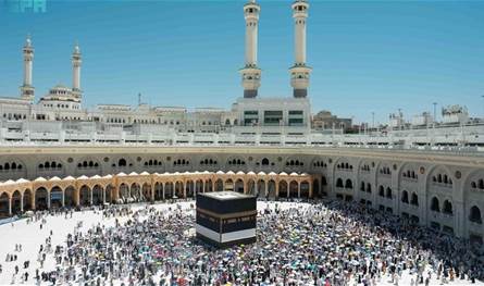 نائب أمير مكة يعلن نجاح موسم الحج