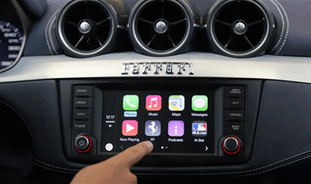 مع &quot;iOS 26&quot;.. &quot;أبل&quot; ستتيح تشغيل مقاطع فيديو في &quot;CarPlay&quot; 