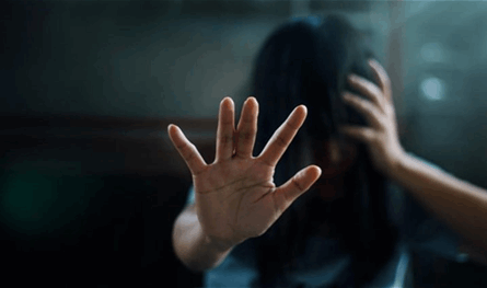 بالفيديو: حادثة بشعة في الجنوب.. محاولة اغتصاب قاصر وقطبة مخفية تشعل مواجهة
