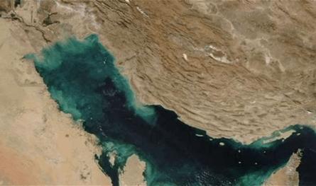 ملاحة متوترة قرب مضيق هرمز