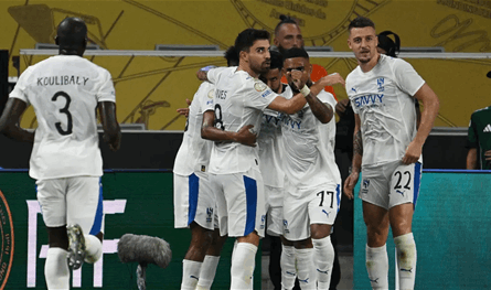 بانتصار مثير أمام باتشوكا.. الهلال يعبر لثمن نهائي المونديال