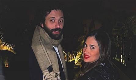 زوجته وبناته لم يشاركن... ممثل شهير يحتفل بمسلسله (صور)