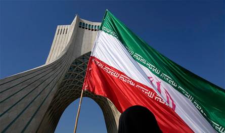  إيران على حافة الانهيار؟
