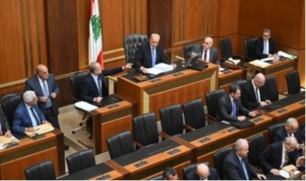 بعد إقرار مشاريع قوانين.. بري يُرجئ الجلسة التشريعية إلى الثلاثاء
