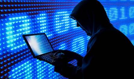  100 غيغابايت... قراصنة مرتبطون بإيران يهددون بنشر &quot;رسائل مساعدي ترامب&quot;