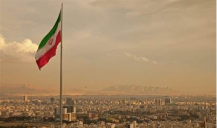مسؤول إيراني يطالب إسرائيل: &quot;أريد تعويضاً&quot;!
