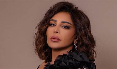 يغني بإحساس عال.. أحلام تستعرض موهبة ابنها الفنية (فيديو)