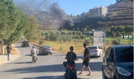 بالفيديو... إستهداف سيارة في بلدة دير كيفا