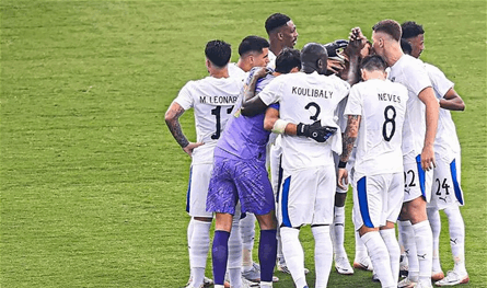  الوليد بن طلال يقدم دعما ماليا هائلا للهلال