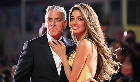 زوجة جورج كلوني اللبنانية الأصل تفرض قاعدة &quot;غير متوقعة&quot; على ضيوف منزلها!