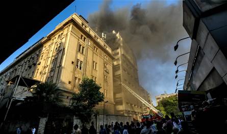 مصر: عودة تدريجية لخدمات الاتصالات بعد حريق سنترال رمسيس