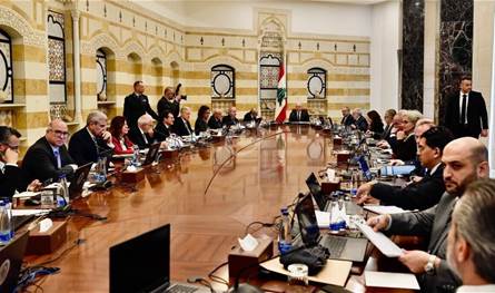 مجلس الوزراء يقر التعيينات.. وملف الموقوفين إلى الواجهة وتوضيح سوري 