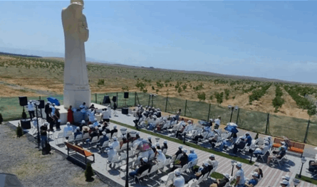الجالية اللبنانية في أرمينيا أحيت عيد القديس شربل ورفعت صلوات من أجل السلام