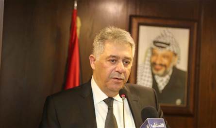 &quot;بعثة عباس&quot; تُطيح دبور ... وتغادر
