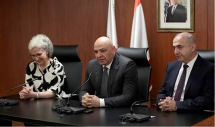 الرئيس عون: العلم هو ميزة لبنان الأساسي