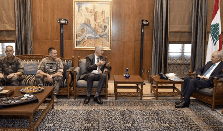 بري بحث مع ممثل فرنسا في لجنة وقف إطلاق النار والتقى نقيب الأطباء